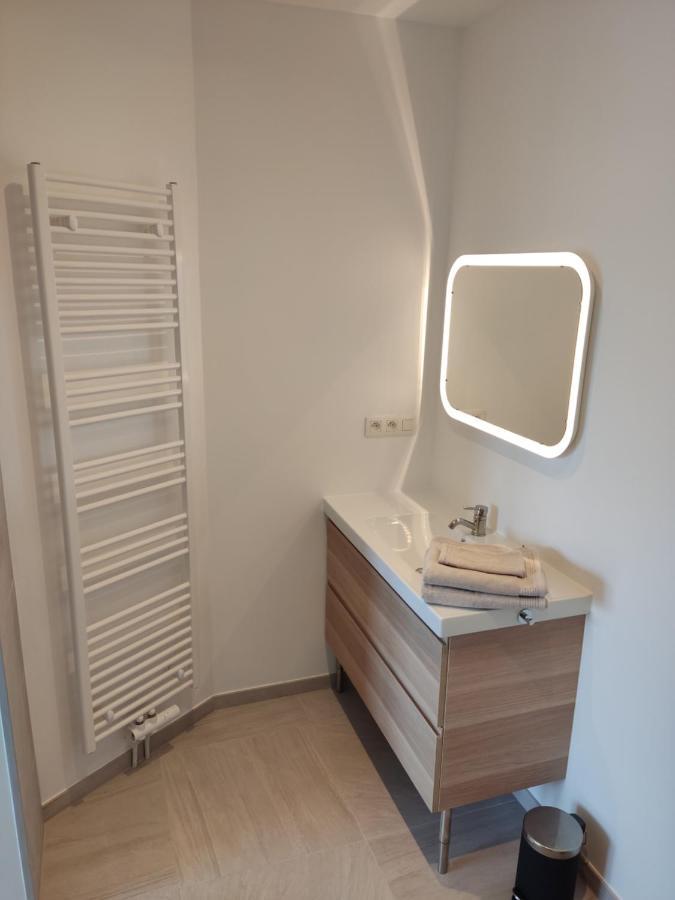 Studio Citadelle - Chambres Avec Salle De Bain Independantes Et Cuisine Partagee Liège Zewnętrze zdjęcie