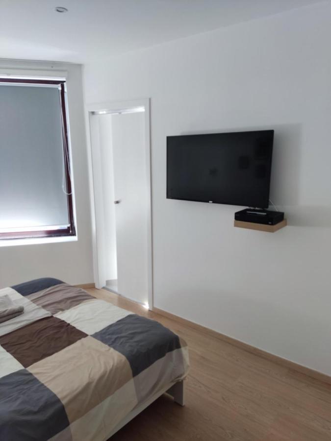 Studio Citadelle - Chambres Avec Salle De Bain Independantes Et Cuisine Partagee Liège Zewnętrze zdjęcie